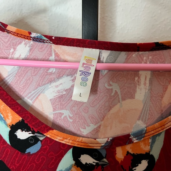 Lularoe Bird Top Size Large - Picture 2 of 3